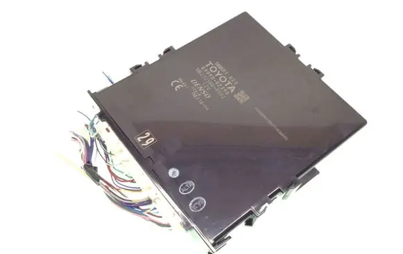 Toyota Auris E180 Keyless (KESSY) go control unit/module 8999002390