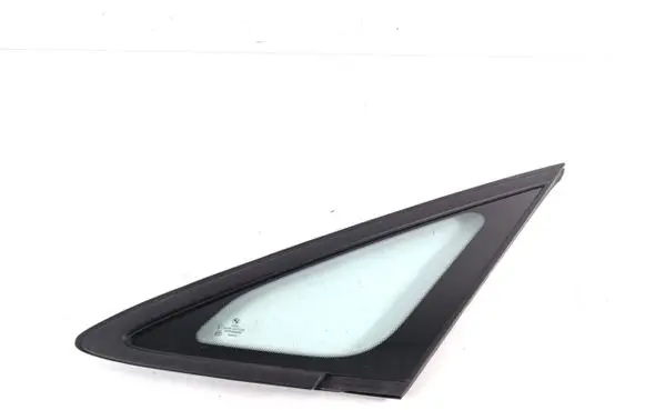 BMW 2 F46 Front triangle window/glass 7321943