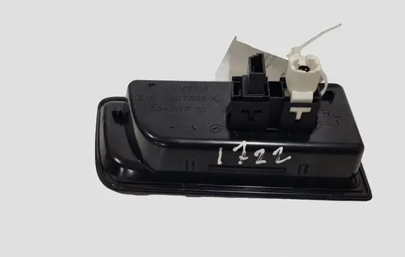 BMW 1 F20 F21 AUX in-socket connector 9207358 105026813 58450710