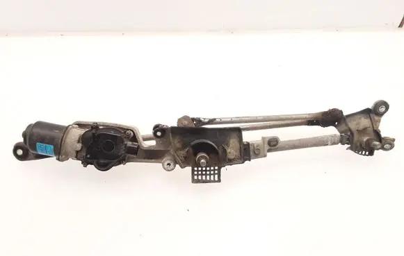 Mazda 2 Front wiper linkage and motor DF71B093