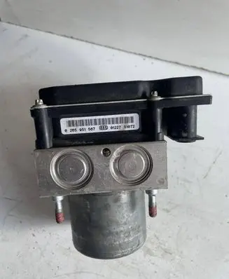 Toyota Avensis T270 ABS Pump 0265951567