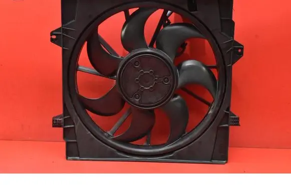 KIA Sportage Electric radiator cooling fan 25304N7071