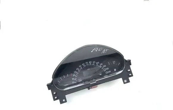 Mercedes-Benz A W168 Speedometer (instrument cluster) A1685404111