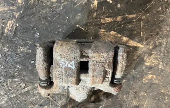 Mazda 6 Rear brake caliper