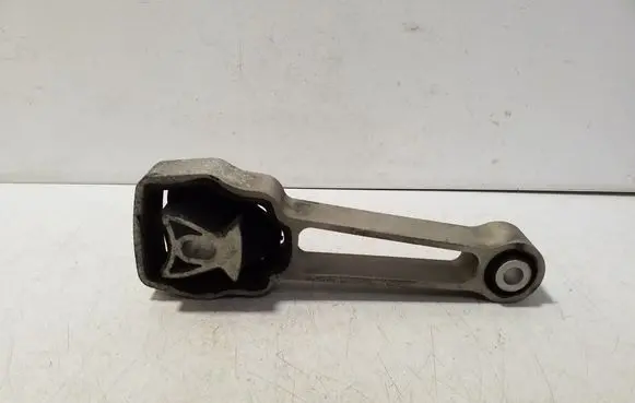 Volvo XC60 Engine mount bracket 31430441
