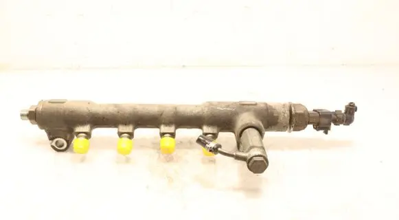 Opel Astra J Fuel main line pipe