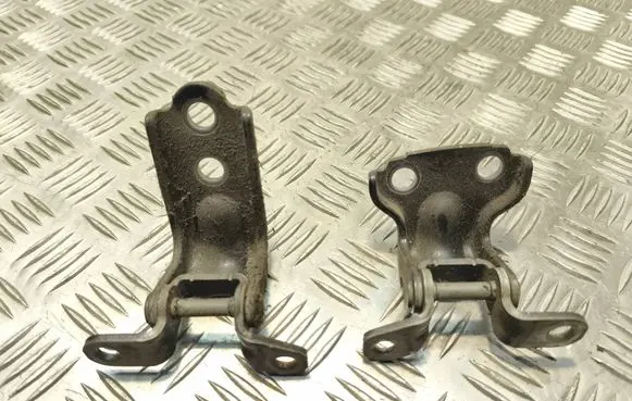 Subaru Forester SH Rear door hinge set 