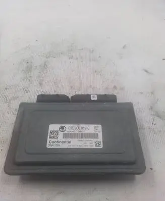 Skoda Fabia Mk2 (5J) Engine control unit/module 03E906019C 5WA11004