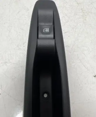 Renault Captur Electric window control switch 829614619R