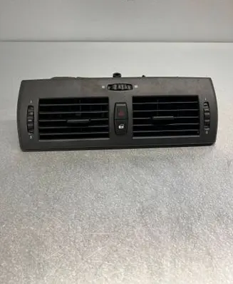 BMW X3 E83 Dash center air vent grill ---