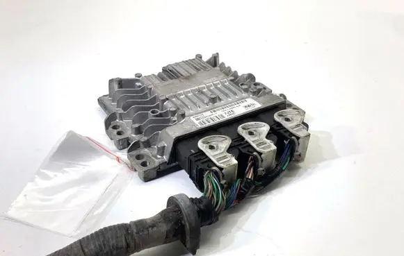 Ford Focus C-MAX Engine control unit/module ECU 7M5112A650AUE