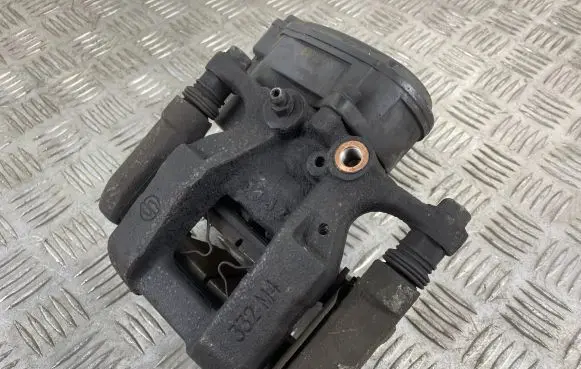 SsangYong Rexton Rear brake caliper