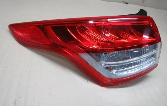 Ford Kuga II Rear/tail lights 