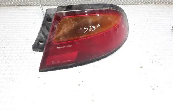 Mazda 323 F Rear/tail lights 0431439