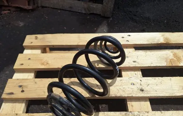 Nissan Almera Tino Rear coil spring