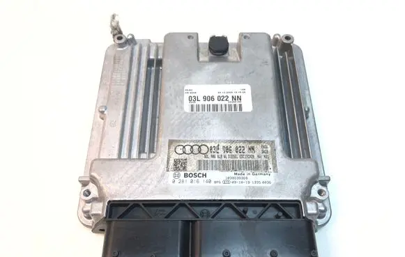 Audi A4 S4 B8 8K Engine control unit/module 03L906022NN 0281016140 03L906019AL