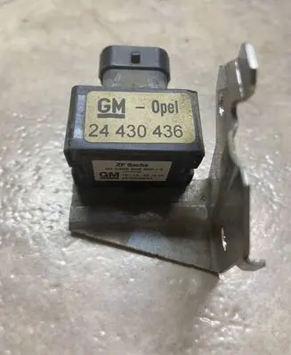 Opel Astra H ABS wheel speed sensor 0024550080005 9570930003