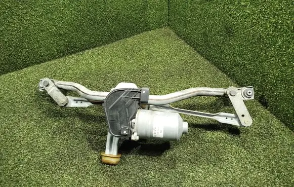 Renault Trafic III (X82) Front wiper linkage and motor 288002950R 93867983 0390243508