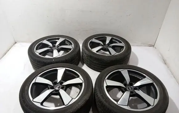 Audi Q5 SQ5 R20 alloy rim 