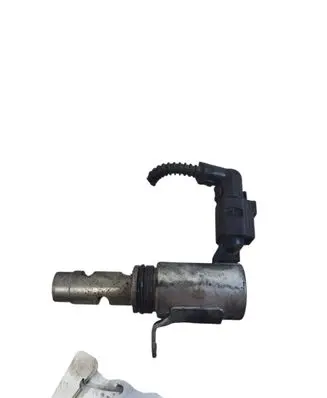 Volkswagen PASSAT B6 Camshaft vanos timing valve 03C906455A