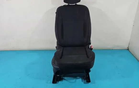 Renault Clio III Front passenger seat IMPRK1386528