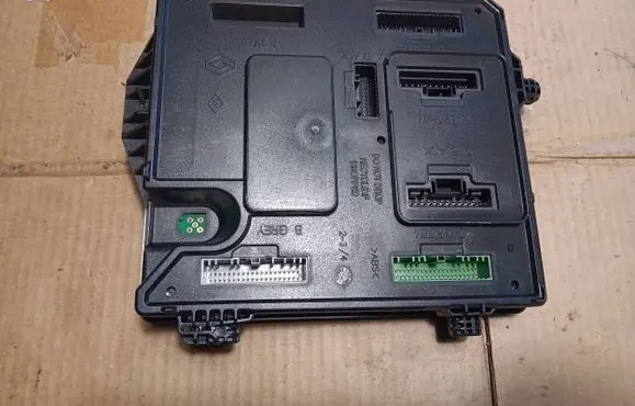 Renault Megane III Other control units/modules 284B17288R S180098501