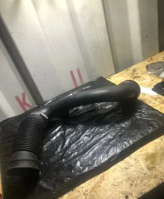 Opel Vectra C Air intake hose/pipe 55352724 329788454