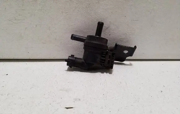 KIA Soul Vacuum valve 289103C200 9044060001