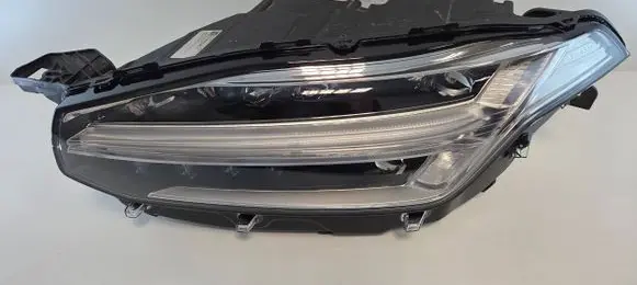 Volvo XC90 Headlight/headlamp 31655807 89915301