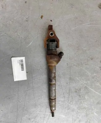 Jaguar XE Fuel injector JDE40504 AJ813377