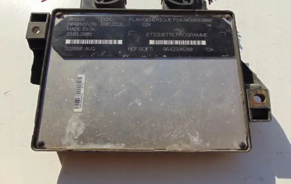 Citroen Berlingo Engine control unit/module 9839587680 9642398280