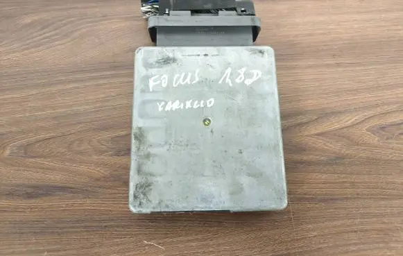 Ford Mondeo MK II Engine control unit/module XS7F12A650BD E2WYC6BC46HN C2AD6B18