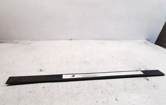 Front sill trim cover