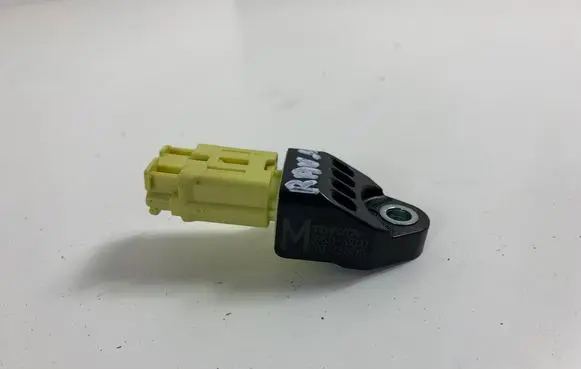 Toyota RAV 4 (XA30) Airbag deployment crash/impact sensor 8983133020