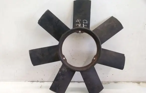 BMW 5 E39 Fan impeller 2243303
