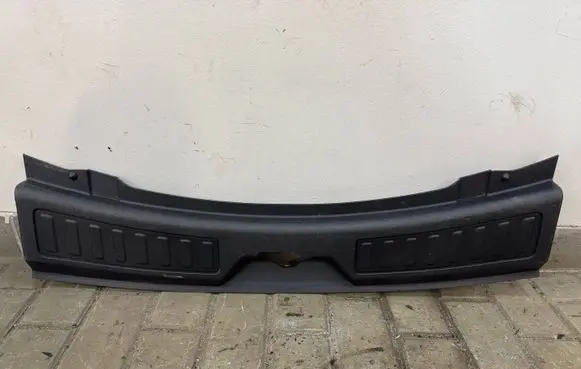 Land Rover Discovery Sport Trunk/boot sill cover protection FK72113A10A