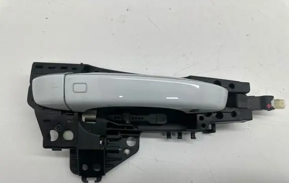 Audi A8 S8 D4 4H Front door exterior handle 4H0837886 21401073