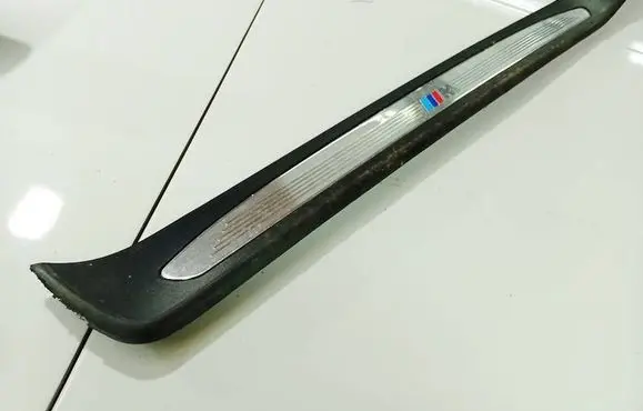 BMW 5 E60 E61 Front sill trim cover 51477898817 5147-7898817