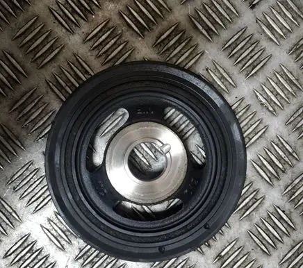 Ford Fiesta Crankshaft pulley 9654961080