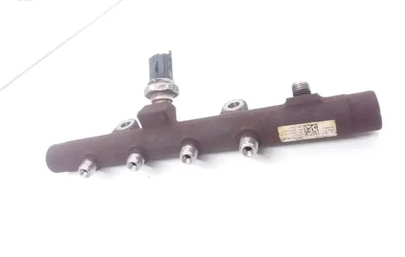Nissan NV200 Fuel main line pipe 8200704217 H8200704217 5WS40208