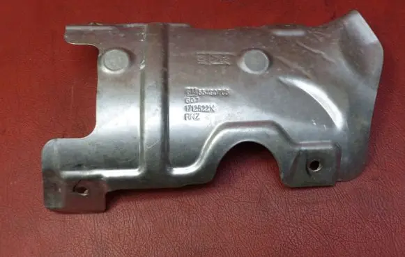 Opel Astra K Heat shield in engine bay 55490706