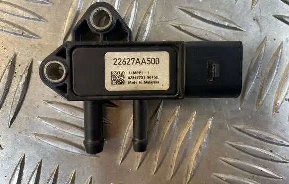 Subaru Forester SH Exhaust gas pressure sensor 22627AA500 41MPP11 02847731