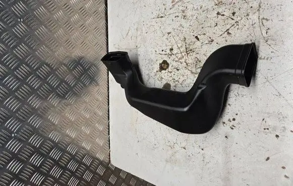 Audi A4 S4 B9 Cabin air duct channel 8W1819656A