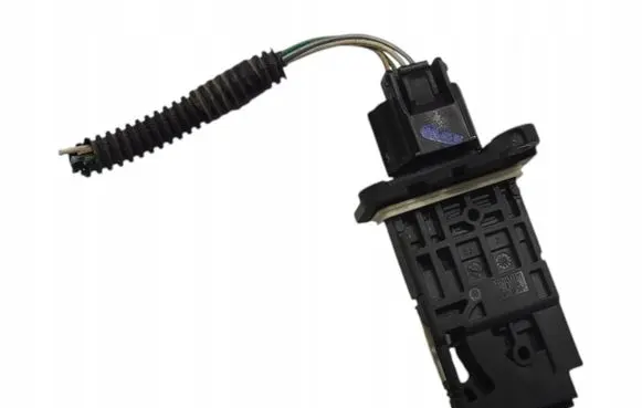 Opel Vivaro Mass air flow meter 226807131R