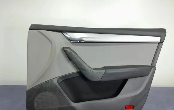 Skoda Octavia Mk3 (5E) Door card panel trim set 
