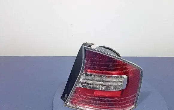 Subaru Legacy Rear/tail lights 220-20806