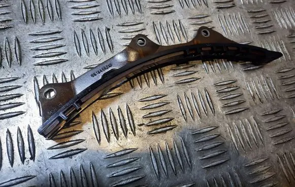 Jeep Grand Cherokee Slide rail for timing chain 05184362AD