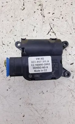 Volkswagen Golf VI Air flap motor/actuator 3C1907511A