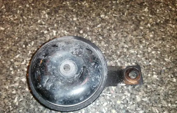 Nissan X-Trail T31 Horn signal