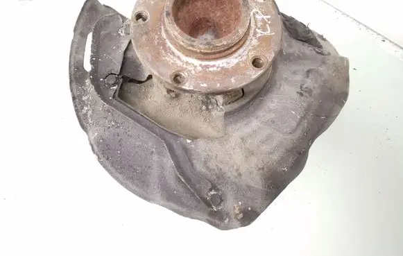 BMW 5 E39 Front wheel hub spindle knuckle 8366234 611283662349